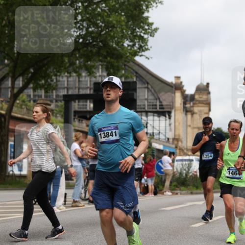29.06.2025 - hella hamburg halbmarathon Yannick Fuchs http://msf.ph/oto/8154644 29.06.2025 10:57:57 20KM 1254, 1334, 1464, 2685, 2810, 4328, 5384, 7042, 7290, 7907, 8561, 9191, 10705, 11149, 11657, 12662, 13171, 13503, 13542, 13841, 14135, 14225, 14493, 15093, 15532, 15897, 16424, 16995, 17061, 17112, 17150, 17437, 17533, 17685, 17686, 17730, 18395, 18581, 18717 meine-sportfotos.de