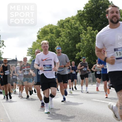 29.06.2025 - hella hamburg halbmarathon Jannik Wohlers http://msf.ph/oto/8154667 29.06.2025 10:16:30 Lombardsbrücke 1117, 1240, 1331, 1403, 1553, 1602, 2225, 3088, 3176, 3450, 3622, 5036, 5037, 6328, 6742, 6941, 6948, 7114, 7115, 7257, 7345, 7360, 7376, 7924, 7928, 8263, 8513, 8619, 9091, 9208, 9332, 9492, 9891, 10165, 10314, 10317, 10320, 10735, 10926, 11335, 11410, 11428, 11442, 12043, 12252, 12289, 12297, 12640, 13114, 13206, 13365, 13851, 14597, 14646, 15381, 15564, 15613, 15658, 15713, 15861, 16376, 16447, 16459, 16709, 17449, 17527, 17604, 17661, 17845, 17857, 18245 meine-sportfotos.de