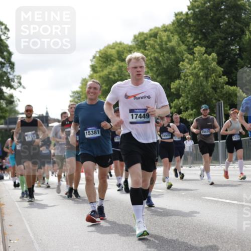 29.06.2025 - hella hamburg halbmarathon Jannik Wohlers http://msf.ph/oto/8154673 29.06.2025 10:16:30 Lombardsbrücke 1117, 1240, 1331, 1403, 1553, 1602, 2225, 3088, 3176, 3450, 3622, 5036, 5037, 6328, 6742, 6941, 6948, 7114, 7115, 7257, 7345, 7360, 7376, 7924, 7928, 8263, 8513, 8619, 9091, 9208, 9332, 9492, 9891, 10165, 10314, 10317, 10320, 10735, 10926, 11335, 11410, 11428, 11442, 12043, 12252, 12289, 12297, 12640, 13114, 13206, 13365, 13851, 14597, 14646, 15381, 15564, 15613, 15658, 15713, 15861, 16376, 16447, 16459, 16709, 17449, 17527, 17604, 17661, 17845, 17857, 18245 meine-sportfotos.de