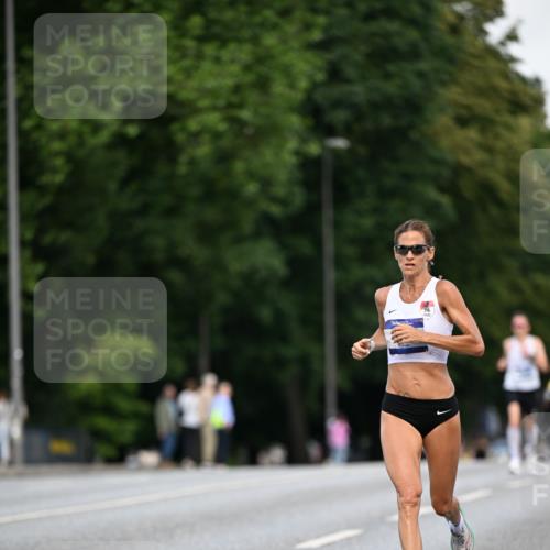 29.06.2025 - hella hamburg halbmarathon Dr. Thomas Lammeyer http://msf.ph/oto/8154707 29.06.2025 09:42:42 Kennedybrücke 51, 53, 6380, 6699, 11342 meine-sportfotos.de