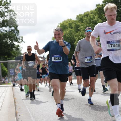 29.06.2025 - hella hamburg halbmarathon Jannik Wohlers http://msf.ph/oto/8154713 29.06.2025 10:16:31 Lombardsbrücke 1117, 1240, 1331, 1348, 1403, 1553, 1602, 2225, 3088, 3450, 3622, 6328, 6742, 6941, 6948, 7114, 7115, 7257, 7345, 7360, 7376, 7924, 7928, 8263, 8513, 8619, 9091, 9208, 9332, 9492, 9891, 10165, 10314, 10317, 10320, 10735, 10926, 11335, 11410, 11428, 11442, 12043, 12252, 12289, 12297, 12640, 13206, 13365, 13851, 14597, 14646, 15381, 15564, 15613, 15658, 15713, 15861, 16376, 16447, 16459, 16709, 17449, 17527, 17604, 17661, 17845, 17857, 18245 meine-sportfotos.de