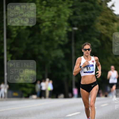 29.06.2025 - hella hamburg halbmarathon Dr. Thomas Lammeyer http://msf.ph/oto/8154716 29.06.2025 09:42:42 Kennedybrücke 51, 53, 6380, 6699, 11342 meine-sportfotos.de
