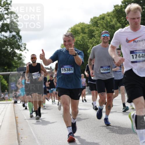 29.06.2025 - hella hamburg halbmarathon Jannik Wohlers http://msf.ph/oto/8154719 29.06.2025 10:16:31 Lombardsbrücke 1117, 1240, 1331, 1348, 1403, 1553, 1602, 2225, 3088, 3450, 3622, 6328, 6742, 6941, 6948, 7114, 7115, 7257, 7345, 7360, 7376, 7924, 7928, 8263, 8513, 8619, 9091, 9208, 9332, 9492, 9891, 10165, 10314, 10317, 10320, 10735, 10926, 11335, 11410, 11428, 11442, 12043, 12252, 12289, 12297, 12640, 13206, 13365, 13851, 14597, 14646, 15381, 15564, 15613, 15658, 15713, 15861, 16376, 16447, 16459, 16709, 17449, 17527, 17604, 17661, 17845, 17857, 18245 meine-sportfotos.de