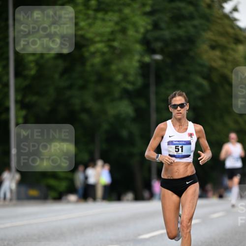 29.06.2025 - hella hamburg halbmarathon Dr. Thomas Lammeyer http://msf.ph/oto/8154720 29.06.2025 09:42:42 Kennedybrücke 51, 53, 6380, 6699, 11342 meine-sportfotos.de