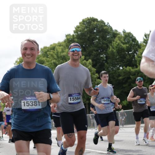 29.06.2025 - hella hamburg halbmarathon Jannik Wohlers http://msf.ph/oto/8154748 29.06.2025 10:16:32 Lombardsbrücke 1117, 1240, 1331, 1348, 1403, 1553, 1602, 2225, 3088, 3450, 3622, 6328, 6742, 6941, 6948, 7114, 7115, 7257, 7345, 7360, 7376, 7924, 7928, 8263, 8513, 8619, 9091, 9208, 9332, 9492, 9891, 10165, 10314, 10317, 10320, 10735, 10926, 11410, 11428, 11442, 12043, 12252, 12289, 12297, 12640, 13206, 13365, 13605, 13851, 14597, 14646, 15381, 15564, 15613, 15658, 15713, 15861, 16447, 16459, 16704, 16709, 17449, 17527, 17661, 17845, 18245 meine-sportfotos.de