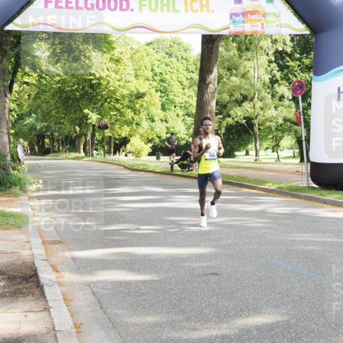 29.06.2025 - hella hamburg halbmarathon MichiJ http://msf.ph/oto/8154819 29.06.2025 09:56:53 Zwischen KM18-KM19  meine-sportfotos.de