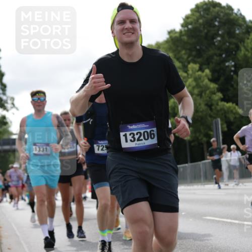 29.06.2025 - hella hamburg halbmarathon Jannik Wohlers http://msf.ph/oto/8154837 29.06.2025 10:16:36 Lombardsbrücke 1117, 1137, 1240, 1298, 1331, 1348, 1403, 1553, 1602, 2225, 2908, 3210, 3450, 3622, 5929, 5930, 5995, 6328, 6948, 7114, 7115, 7257, 7345, 7360, 7376, 7924, 7928, 8263, 8513, 8983, 9208, 9647, 9891, 10165, 10314, 10317, 10320, 10735, 10926, 11410, 12043, 12252, 12289, 12640, 13206, 13365, 13605, 14597, 14646, 15140, 15381, 15564, 15613, 15713, 16447, 16459, 16704, 16709, 17010, 17449, 17527, 17661, 17741, 17984, 18245, 18571 meine-sportfotos.de