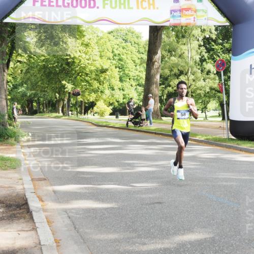 29.06.2025 - hella hamburg halbmarathon MichiJ http://msf.ph/oto/8154855 29.06.2025 09:56:53 Zwischen KM18-KM19  meine-sportfotos.de
