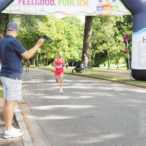 29.06.2025 - hella hamburg halbmarathon MichiJ http://msf.ph/oto/8154870 29.06.2025 09:57:19 Zwischen KM18-KM19  meine-sportfotos.de