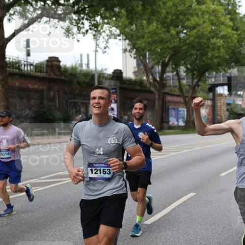 29.06.2025 - hella hamburg halbmarathon Yannick Fuchs http://msf.ph/oto/8154922 29.06.2025 10:37:58 20KM 3109, 3116, 3124, 3146, 3437, 3697, 3928, 4080, 5506, 6495, 7026, 7093, 7185, 7451, 7508, 7635, 8664, 9043, 9114, 9931, 10237, 10246, 10493, 11648, 11778, 11848, 12153, 12327, 12438, 12623, 12657, 12776, 13348, 13398, 13897, 14201, 14210, 14484, 14690, 14849, 15383, 15932, 16105, 16314, 16338, 16648, 16720, 16997, 17391, 17403, 17516, 18449, 18678, 18775, 19038, 19051, 19090, 19229 meine-sportfotos.de