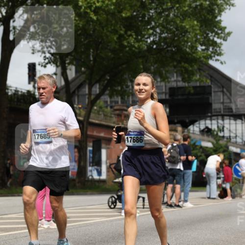 29.06.2025 - hella hamburg halbmarathon Yannick Fuchs http://msf.ph/oto/8154928 29.06.2025 10:58:05 20KM 1254, 1334, 1464, 2810, 3919, 4328, 7042, 7907, 8561, 8810, 8890, 9191, 11149, 12479, 13503, 13542, 13841, 14225, 14970, 15093, 15698, 15797, 16594, 16995, 17061, 17112, 17150, 17533, 17685, 17686, 17730, 18395, 18581 meine-sportfotos.de