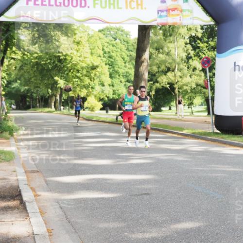 29.06.2025 - hella hamburg halbmarathon MichiJ http://msf.ph/oto/8154973 29.06.2025 09:57:48 Zwischen KM18-KM19 19 meine-sportfotos.de