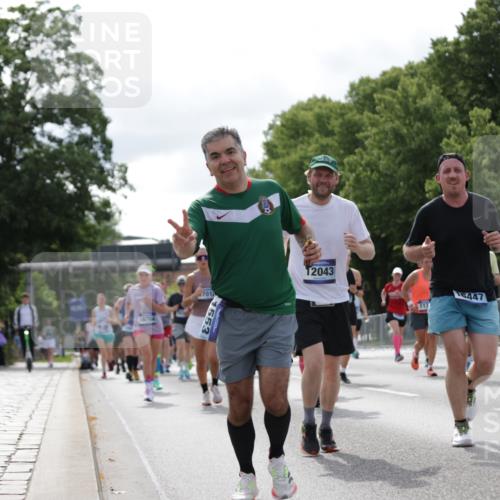 29.06.2025 - hella hamburg halbmarathon Jannik Wohlers http://msf.ph/oto/8154985 29.06.2025 10:16:39 Lombardsbrücke 1137, 1298, 1331, 1348, 1356, 1553, 1602, 2225, 2908, 3210, 3622, 5390, 5929, 5930, 5995, 7114, 7115, 7257, 7345, 7360, 7376, 7924, 7928, 8263, 8513, 8558, 8983, 9647, 10165, 10314, 10317, 10320, 10735, 10926, 11410, 12043, 12100, 12252, 12289, 12640, 13206, 13605, 14597, 14646, 15140, 15381, 15564, 15613, 15713, 16447, 16459, 16704, 16709, 16817, 17010, 17449, 17527, 17661, 17741, 17984, 18108, 18571 meine-sportfotos.de