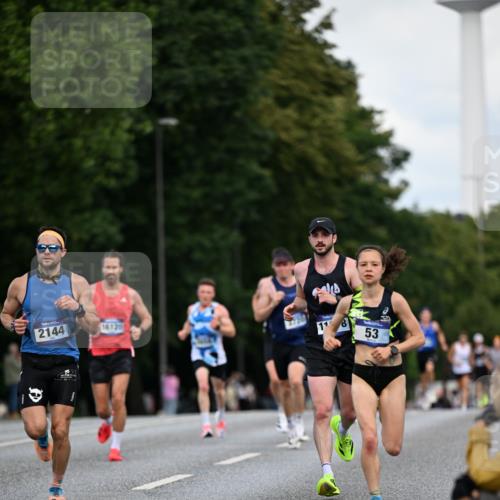 29.06.2025 - hella hamburg halbmarathon Dr. Thomas Lammeyer http://msf.ph/oto/8155019 29.06.2025 09:42:56 Kennedybrücke 51, 53, 2659, 3720, 6380 meine-sportfotos.de