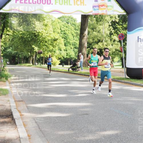 29.06.2025 - hella hamburg halbmarathon MichiJ http://msf.ph/oto/8155026 29.06.2025 09:57:48 Zwischen KM18-KM19 19 meine-sportfotos.de