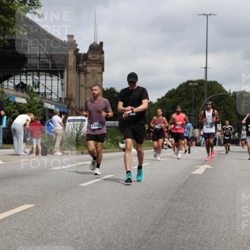 29.06.2025 - hella hamburg halbmarathon Yannick Fuchs http://msf.ph/oto/8155043 29.06.2025 10:58:07 20KM 1254, 1334, 1464, 2810, 3919, 7042, 7907, 8561, 8810, 8890, 9191, 9680, 10694, 11149, 12479, 13503, 13542, 13841, 14225, 14970, 15093, 15698, 15797, 16594, 16995, 17061, 17112, 17150, 17533, 17685, 17686, 17730, 18321, 18395, 18581 meine-sportfotos.de