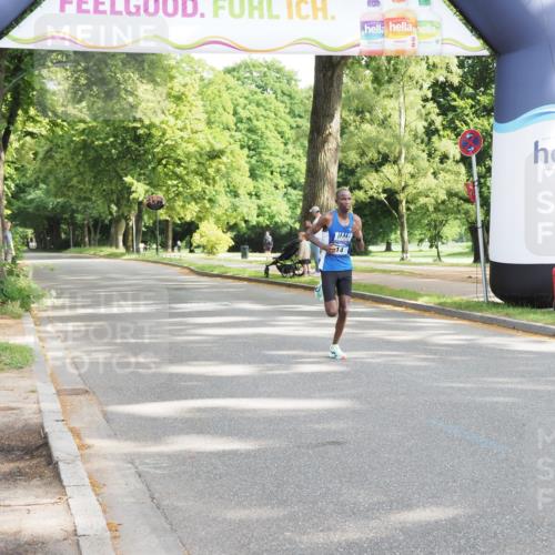 29.06.2025 - hella hamburg halbmarathon MichiJ http://msf.ph/oto/8155053 29.06.2025 09:57:51 Zwischen KM18-KM19 14, 17, 19 meine-sportfotos.de
