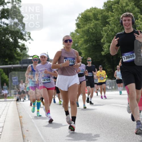 29.06.2025 - hella hamburg halbmarathon Jannik Wohlers http://msf.ph/oto/8155094 29.06.2025 10:16:41 Lombardsbrücke 1083, 1137, 1298, 1331, 1348, 1356, 1553, 2225, 2908, 3210, 3464, 3466, 3622, 5023, 5390, 5929, 5930, 5995, 7114, 7115, 7257, 7345, 7360, 7376, 7924, 7928, 8253, 8263, 8513, 8558, 8983, 9647, 10165, 10735, 10926, 11410, 12043, 12100, 12166, 12252, 12289, 12640, 13206, 13605, 14597, 14950, 15140, 15381, 15564, 15613, 15713, 16447, 16459, 16704, 16709, 16817, 17010, 17449, 17661, 17741, 17984, 18108, 18571 meine-sportfotos.de