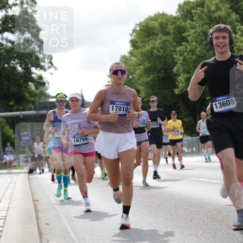 29.06.2025 - hella hamburg halbmarathon Jannik Wohlers http://msf.ph/oto/8155107 29.06.2025 10:16:41 Lombardsbrücke 1083, 1137, 1298, 1331, 1348, 1356, 1553, 2225, 2908, 3210, 3464, 3466, 3622, 5023, 5390, 5929, 5930, 5995, 7114, 7115, 7257, 7345, 7360, 7376, 7924, 7928, 8253, 8263, 8513, 8558, 8983, 9647, 10165, 10735, 10926, 11410, 12043, 12100, 12166, 12252, 12289, 12640, 13206, 13605, 14597, 14950, 15140, 15381, 15564, 15613, 15713, 16447, 16459, 16704, 16709, 16817, 17010, 17449, 17661, 17741, 17984, 18108, 18571 meine-sportfotos.de