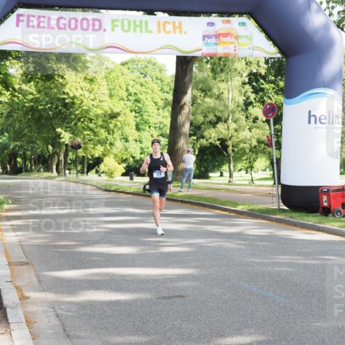 29.06.2025 - hella hamburg halbmarathon MichiJ http://msf.ph/oto/8155117 29.06.2025 09:58:21 Zwischen KM18-KM19  meine-sportfotos.de