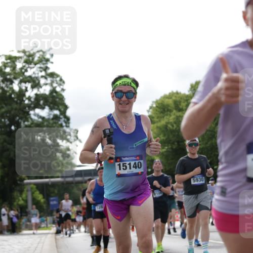29.06.2025 - hella hamburg halbmarathon Jannik Wohlers http://msf.ph/oto/8155287 29.06.2025 10:16:44 Lombardsbrücke 1083, 1137, 1298, 1331, 1348, 1356, 1553, 2225, 2908, 3210, 3464, 3466, 3622, 5023, 5390, 5929, 5930, 5995, 6126, 6128, 6522, 7114, 7115, 7257, 7345, 7376, 7647, 7928, 7945, 8253, 8263, 8513, 8558, 8983, 9152, 9259, 9647, 10165, 10460, 10592, 10735, 11102, 11410, 12042, 12043, 12100, 12166, 12252, 12289, 12640, 13206, 13605, 14597, 14950, 15140, 15465, 15564, 15613, 16447, 16459, 16704, 16817, 17010, 17058, 17661, 17741, 17984, 18108, 18571 meine-sportfotos.de