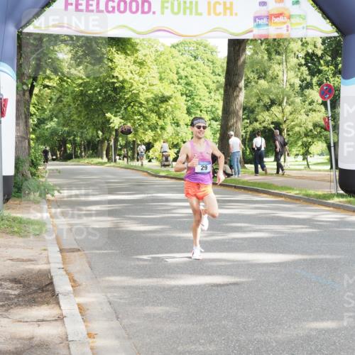 29.06.2025 - hella hamburg halbmarathon MichiJ http://msf.ph/oto/8155293 29.06.2025 10:01:04 Zwischen KM18-KM19  meine-sportfotos.de