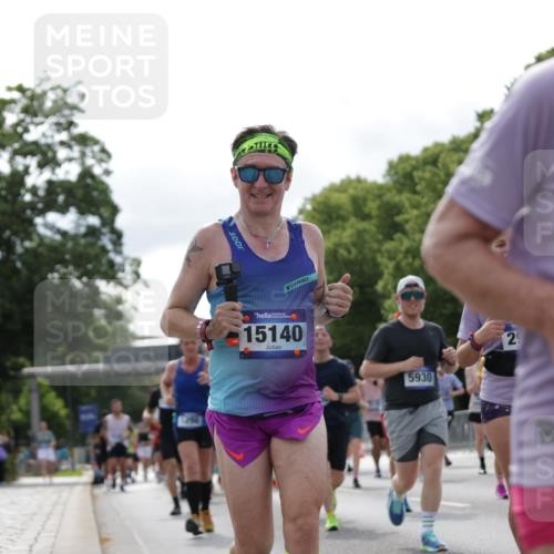 29.06.2025 - hella hamburg halbmarathon Jannik Wohlers http://msf.ph/oto/8155314 29.06.2025 10:16:44 Lombardsbrücke 1083, 1137, 1298, 1331, 1348, 1356, 1553, 2225, 2908, 3210, 3464, 3466, 3622, 5023, 5390, 5929, 5930, 5995, 6126, 6128, 6522, 7114, 7115, 7257, 7345, 7376, 7647, 7928, 7945, 8253, 8263, 8513, 8558, 8983, 9152, 9259, 9647, 10165, 10460, 10592, 10735, 11102, 11410, 12042, 12043, 12100, 12166, 12252, 12289, 12640, 13206, 13605, 14597, 14950, 15140, 15465, 15564, 15613, 16447, 16459, 16704, 16817, 17010, 17058, 17661, 17741, 17984, 18108, 18571 meine-sportfotos.de
