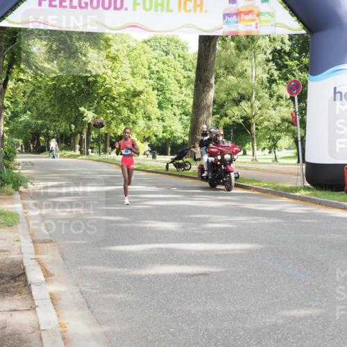 29.06.2025 - hella hamburg halbmarathon MichiJ http://msf.ph/oto/8155318 29.06.2025 10:01:37 Zwischen KM18-KM19 48 meine-sportfotos.de