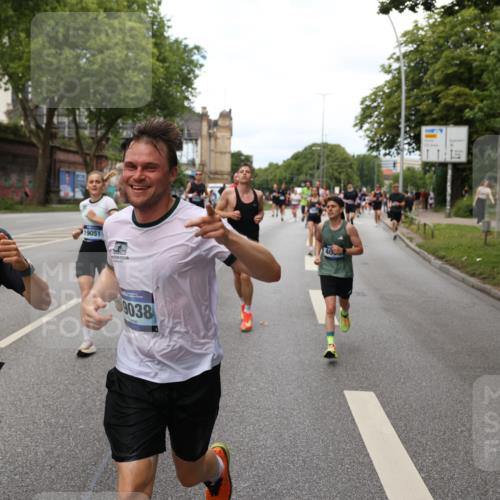 29.06.2025 - hella hamburg halbmarathon Yannick Fuchs http://msf.ph/oto/8155322 29.06.2025 10:38:02 20KM 3109, 3116, 3124, 3146, 3437, 3697, 3928, 4080, 5506, 5692, 6495, 7093, 7185, 7451, 8664, 9043, 9114, 9931, 10237, 10246, 10493, 11153, 11648, 11778, 11848, 12327, 12438, 12623, 12657, 12776, 13348, 13897, 14690, 15383, 15932, 16105, 16648, 16720, 16997, 17391, 17403, 17516, 18678, 18775, 19038, 19051, 19090 meine-sportfotos.de