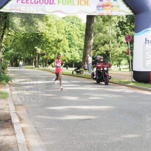 29.06.2025 - hella hamburg halbmarathon MichiJ http://msf.ph/oto/8155344 29.06.2025 10:01:37 Zwischen KM18-KM19 48 meine-sportfotos.de