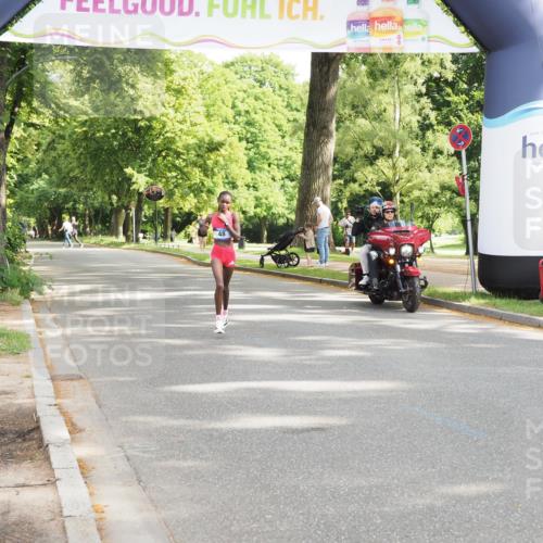 29.06.2025 - hella hamburg halbmarathon MichiJ http://msf.ph/oto/8155364 29.06.2025 10:01:37 Zwischen KM18-KM19 48 meine-sportfotos.de