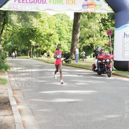 29.06.2025 - hella hamburg halbmarathon MichiJ http://msf.ph/oto/8155391 29.06.2025 10:01:37 Zwischen KM18-KM19 48 meine-sportfotos.de