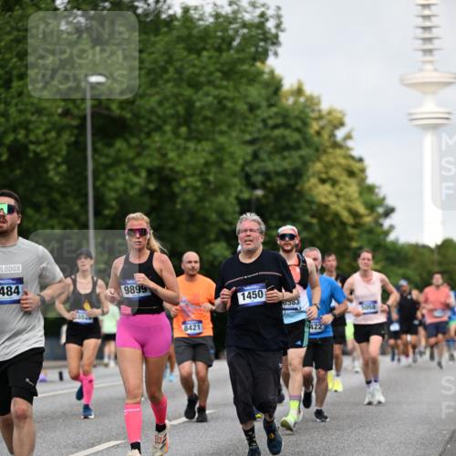 29.06.2025 - hella hamburg halbmarathon Dr. Thomas Lammeyer http://msf.ph/oto/8155411 29.06.2025 10:08:04 Kennedybrücke 1032, 1355, 1450, 2277, 2683, 2979, 4095, 4951, 5058, 5363, 5384, 5396, 5613, 6142, 6453, 7277, 7278, 7279, 7485, 8177, 8421, 8422, 8423, 8469, 8484, 9526, 9899, 10389, 11402 meine-sportfotos.de