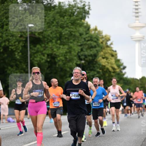 29.06.2025 - hella hamburg halbmarathon Dr. Thomas Lammeyer http://msf.ph/oto/8155450 29.06.2025 10:08:04 Kennedybrücke 1032, 1355, 1450, 2277, 2683, 2979, 4095, 4951, 5058, 5363, 5384, 5396, 5613, 6142, 6453, 7277, 7278, 7279, 7485, 8177, 8421, 8422, 8423, 8469, 8484, 9526, 9899, 10389, 11402 meine-sportfotos.de