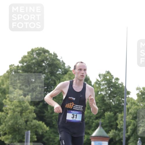 29.06.2025 - hella hamburg halbmarathon Jannik Wohlers http://msf.ph/oto/8155495 29.06.2025 09:36:45 Lombardsbrücke 31 meine-sportfotos.de