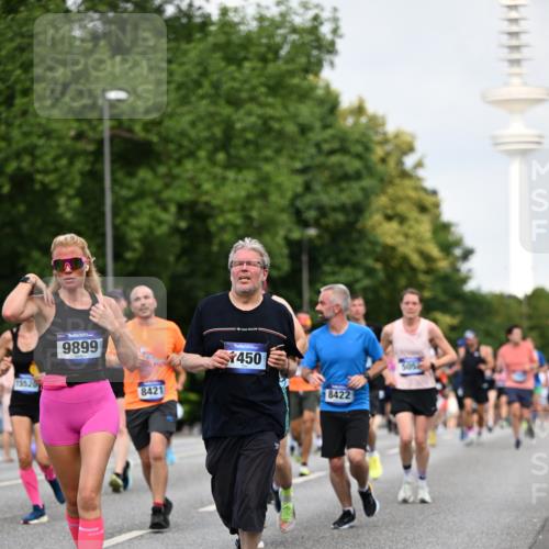 29.06.2025 - hella hamburg halbmarathon Dr. Thomas Lammeyer http://msf.ph/oto/8155499 29.06.2025 10:08:05 Kennedybrücke 1032, 1355, 1450, 2277, 2683, 2979, 4095, 4951, 5058, 5363, 5384, 5613, 6142, 6453, 7485, 8177, 8421, 8422, 8423, 8469, 8484, 9526, 9899, 10389, 11402 meine-sportfotos.de