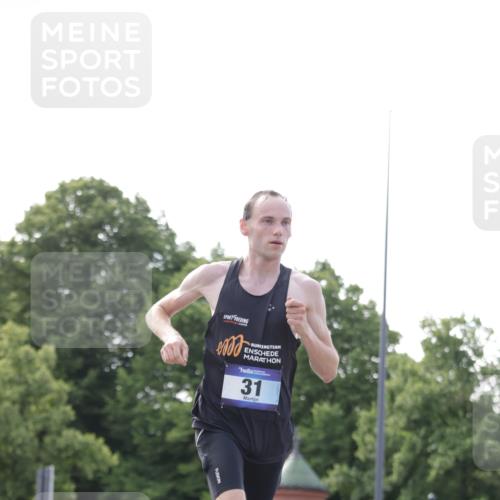 29.06.2025 - hella hamburg halbmarathon Jannik Wohlers http://msf.ph/oto/8155512 29.06.2025 09:36:45 Lombardsbrücke 31 meine-sportfotos.de