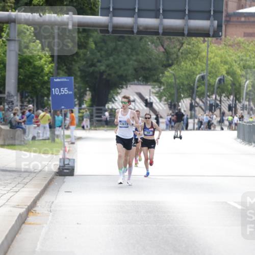 29.06.2025 - hella hamburg halbmarathon Jannik Wohlers http://msf.ph/oto/8155607 29.06.2025 09:37:15 Lombardsbrücke  meine-sportfotos.de