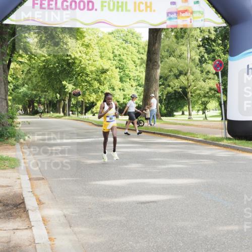 29.06.2025 - hella hamburg halbmarathon MichiJ http://msf.ph/oto/8155621 29.06.2025 10:02:37 Zwischen KM18-KM19  meine-sportfotos.de