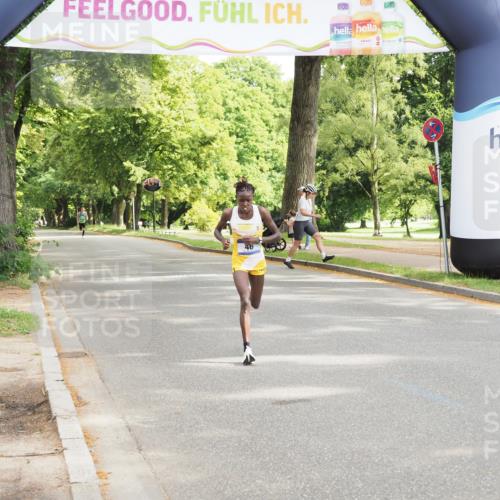 29.06.2025 - hella hamburg halbmarathon MichiJ http://msf.ph/oto/8155688 29.06.2025 10:02:37 Zwischen KM18-KM19  meine-sportfotos.de