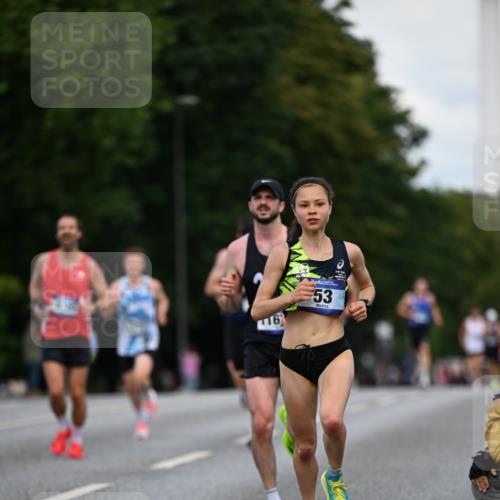 29.06.2025 - hella hamburg halbmarathon Dr. Thomas Lammeyer http://msf.ph/oto/8155719 29.06.2025 09:42:57 Kennedybrücke 35, 52, 53, 2659, 3720, 6380, 9255 meine-sportfotos.de