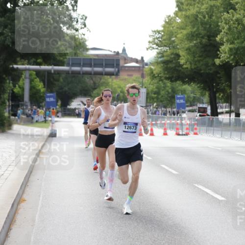 29.06.2025 - hella hamburg halbmarathon Jannik Wohlers http://msf.ph/oto/8155771 29.06.2025 09:37:22 Lombardsbrücke 45, 50, 12673 meine-sportfotos.de