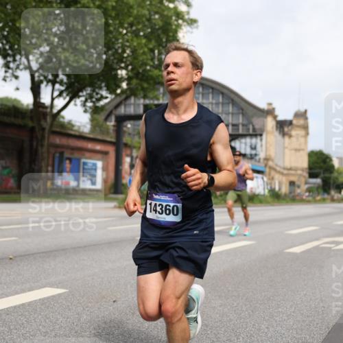 29.06.2025 - hella hamburg halbmarathon Yannick Fuchs http://msf.ph/oto/8155824 29.06.2025 10:16:23 20KM 6530, 11210, 14360, 14717, 14766, 14933, 15526, 16120, 16988, 17402, 19075 meine-sportfotos.de