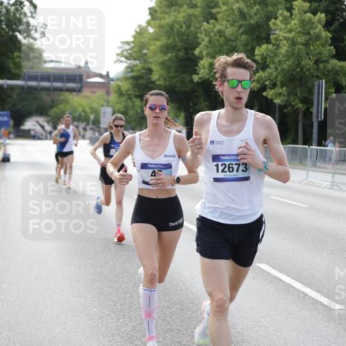 29.06.2025 - hella hamburg halbmarathon Jannik Wohlers http://msf.ph/oto/8155869 29.06.2025 09:37:24 Lombardsbrücke 45, 50, 3944, 12673 meine-sportfotos.de