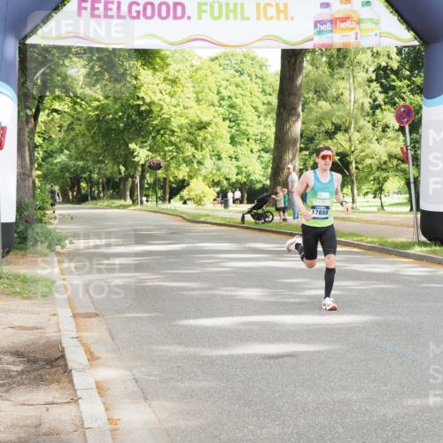 29.06.2025 - hella hamburg halbmarathon MichiJ http://msf.ph/oto/8155873 29.06.2025 10:02:47 Zwischen KM18-KM19  meine-sportfotos.de
