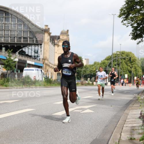 29.06.2025 - hella hamburg halbmarathon Yannick Fuchs http://msf.ph/oto/8155901 29.06.2025 10:16:29 20KM 6530, 11210, 14717, 14766, 14933, 16120, 16988, 17402, 19075 meine-sportfotos.de