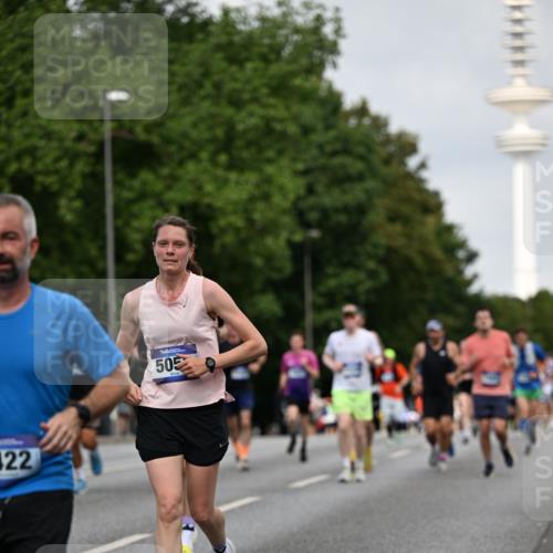 29.06.2025 - hella hamburg halbmarathon Dr. Thomas Lammeyer http://msf.ph/oto/8155902 29.06.2025 10:08:09 Kennedybrücke 1032, 1161, 1355, 1450, 2277, 2683, 2979, 3488, 4095, 4488, 4951, 5058, 5363, 5613, 6142, 7485, 8177, 8421, 8422, 8423, 8469, 8484, 9526, 9899, 10389 meine-sportfotos.de