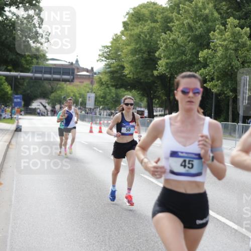 29.06.2025 - hella hamburg halbmarathon Jannik Wohlers http://msf.ph/oto/8155916 29.06.2025 09:37:24 Lombardsbrücke 45, 50, 3944, 12673 meine-sportfotos.de