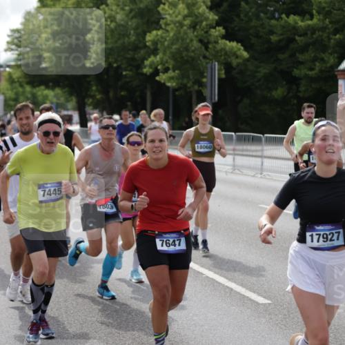 29.06.2025 - hella hamburg halbmarathon Jannik Wohlers http://msf.ph/oto/8155974 29.06.2025 10:16:59 Lombardsbrücke 1083, 1477, 2305, 2860, 3464, 3466, 3802, 3803, 4194, 4852, 5023, 6126, 6128, 6520, 6522, 7011, 7291, 7410, 7445, 7566, 7647, 7844, 7945, 8210, 8253, 8309, 8351, 8433, 8895, 9152, 9259, 10377, 10460, 10592, 10620, 11102, 12042, 12166, 12668, 14199, 14208, 14209, 14648, 14877, 14950, 15293, 15465, 16024, 16555, 16817, 17058, 17628, 17717, 17927, 18039, 18060, 18108, 18344, 18469, 18526, 18564 meine-sportfotos.de