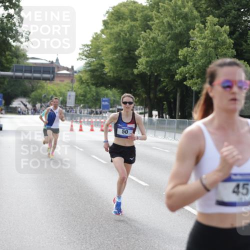 29.06.2025 - hella hamburg halbmarathon Jannik Wohlers http://msf.ph/oto/8155984 29.06.2025 09:37:24 Lombardsbrücke 45, 50, 3944, 12673 meine-sportfotos.de